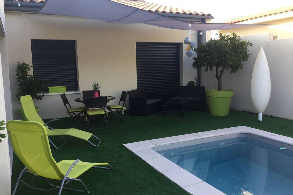 Entire apartment, House with garden, walking trails Between land and sea 20 minutes, in Cournonterral, Côte d'Améthyste