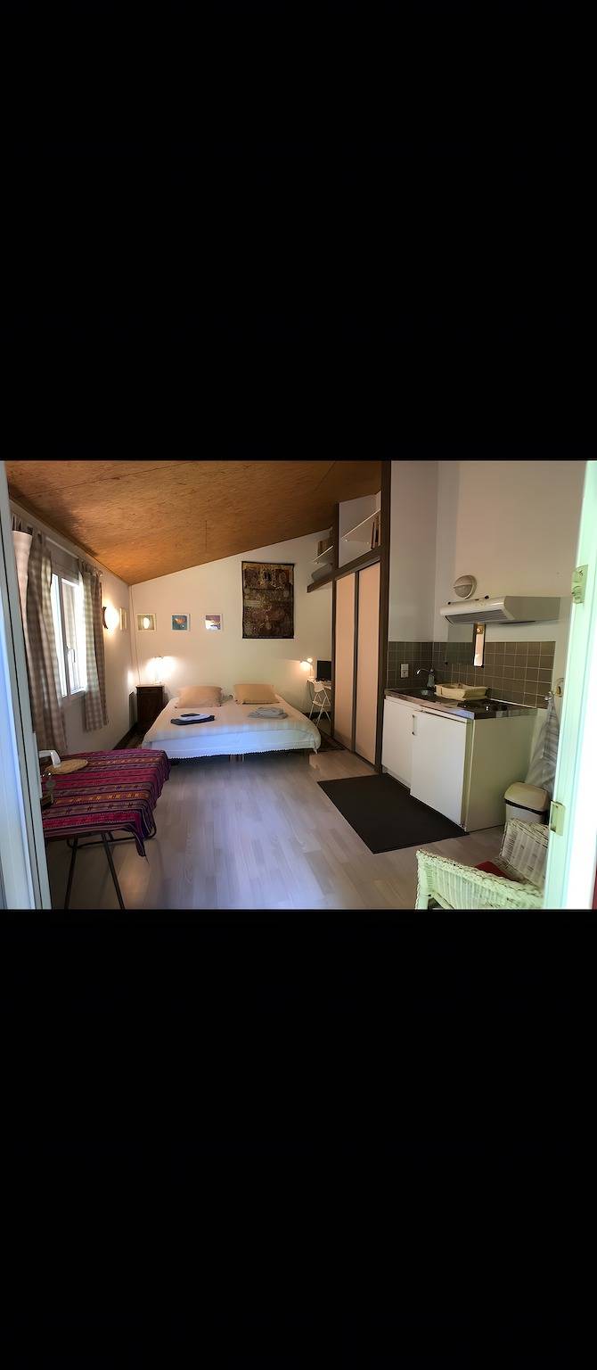 Studio entier, Studio « Le Cabanon Mios » avec terrasse privée et Wi-Fi in Mios, Région d'Arcachon