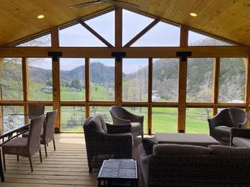 Cabin for 6 Guests in Seneca Rocks, Hardy County, Picture 2