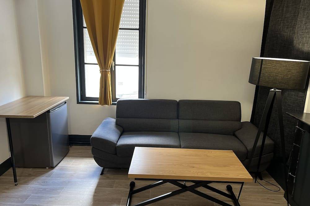 Magnífica habitación privada con jacuzzi y sala de relajación in Amiens, Región de Amiens