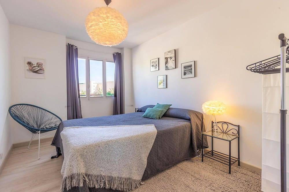 Entire apartment, Nice apartment in El Campello with Wifi in el Campello, Costa Blanca