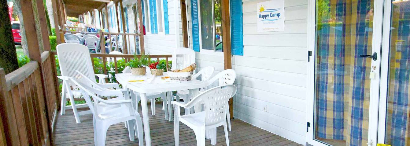 Maison mobile avec climatisation, terrasse et piscine in Bibbona, Côte des Étrusques