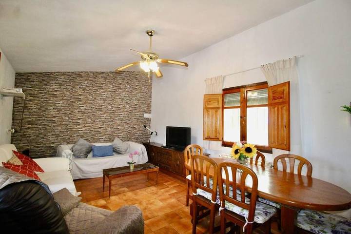 Casa rural para 10 personas, con Terraza y Jardín además de Piscina y Vistas en Fuentelespino de Haro - 3