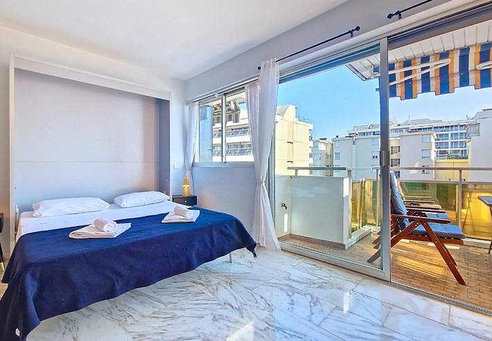 Gîte pour 2 personnes, avec balcon dans Office De Tourisme Et Des Congres De Nice - 4