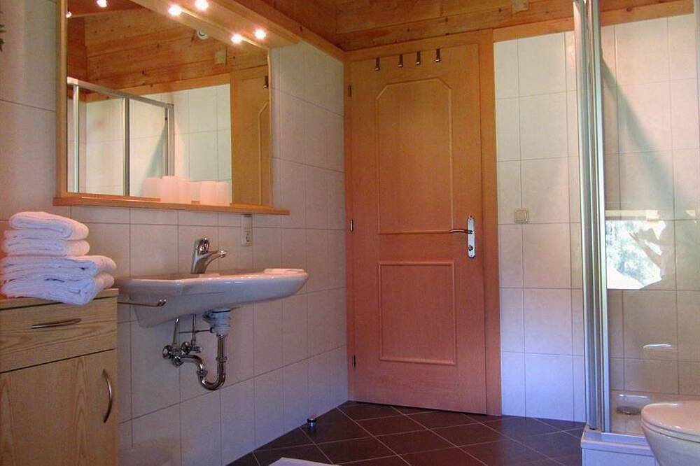 Ganze Wohnung, Appartement Enzian - Seppenbauerhof in Heiligenblut, Bezirk Spittal an der Drau
