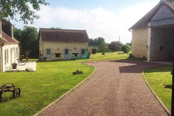 Location de vacances pour 3 personnes, avec Terrasse et Jardin à La Celle-Condé