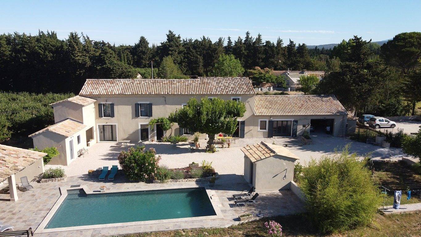 Chambres d'hôtes dans Mas à L'Isle-sur-la-Sorgue - Le Grenier in L'Isle-sur-la-Sorgue, Vaucluse