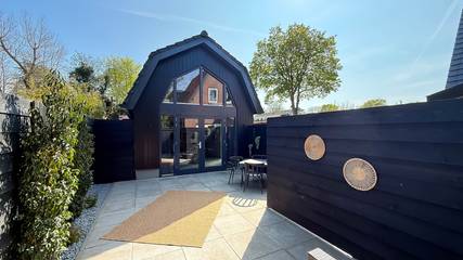 Ferienhaus für 4 Personen, mit Terrasse und Balkon/Terrasse in Bergen (Nordholland)