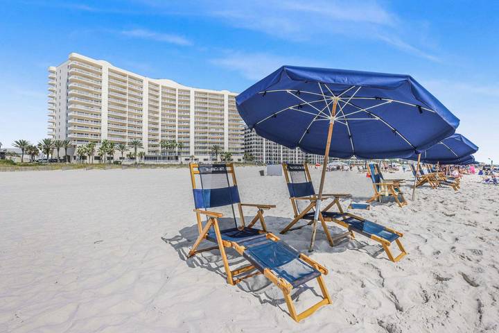 Ferienwohnung für 8 Personen, mit Terrasse und Pool - 1