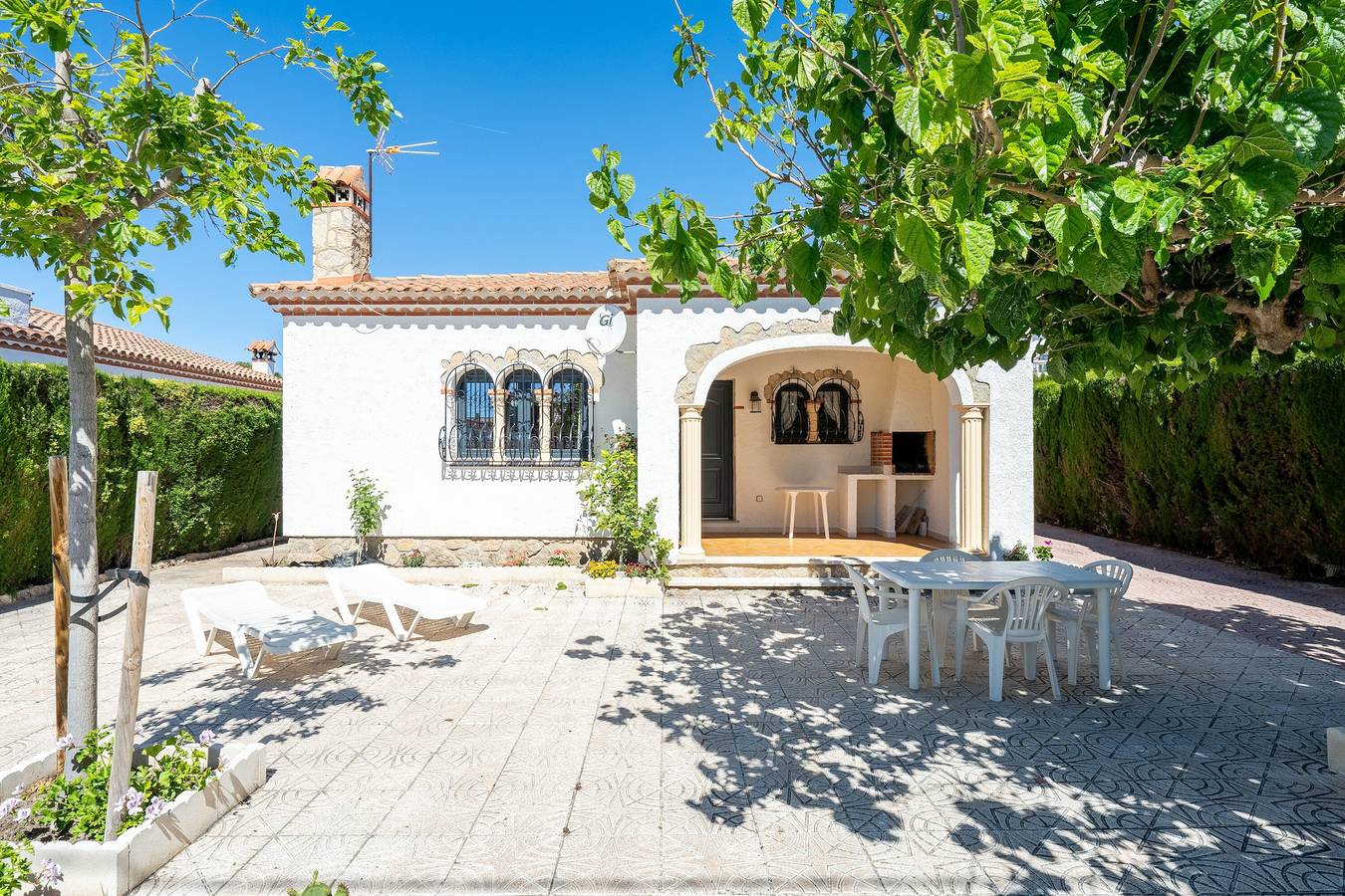 Casa de vacaciones 'Casa Amalia' con terraza privada, jardín privado y aire acondicionado. in Montroig, Costa Dorada