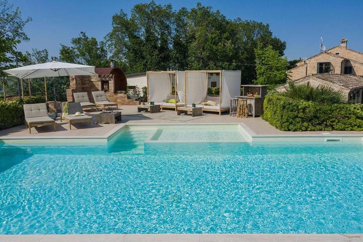 Villa per 14 persone, con piscina e sauna nonché giardino e idromassaggio - 1