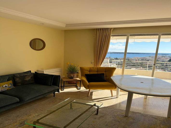 Vacation rental for 4 people, with balcony/terrace and balcony, kid friendly in Cannes