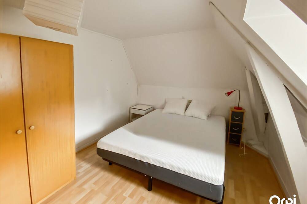 Casa familiar renovada 14 plazas a 10 min de playas, aparcamiento y wifi in Quéven, Côte des Mégalithes