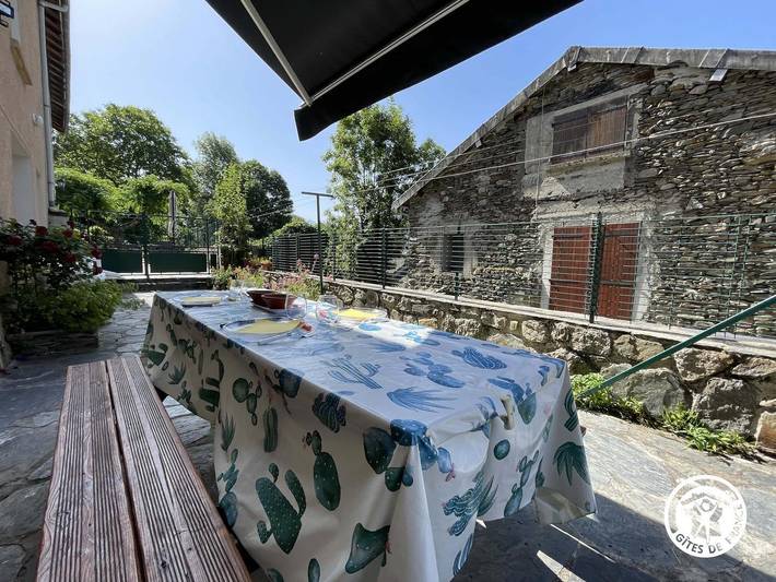 Gîte pour 6 personnes, avec terrasse dans Tignac - 2