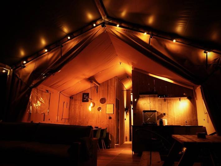 Camping für 5 Personen, mit Terrasse und Garten in Walcheren