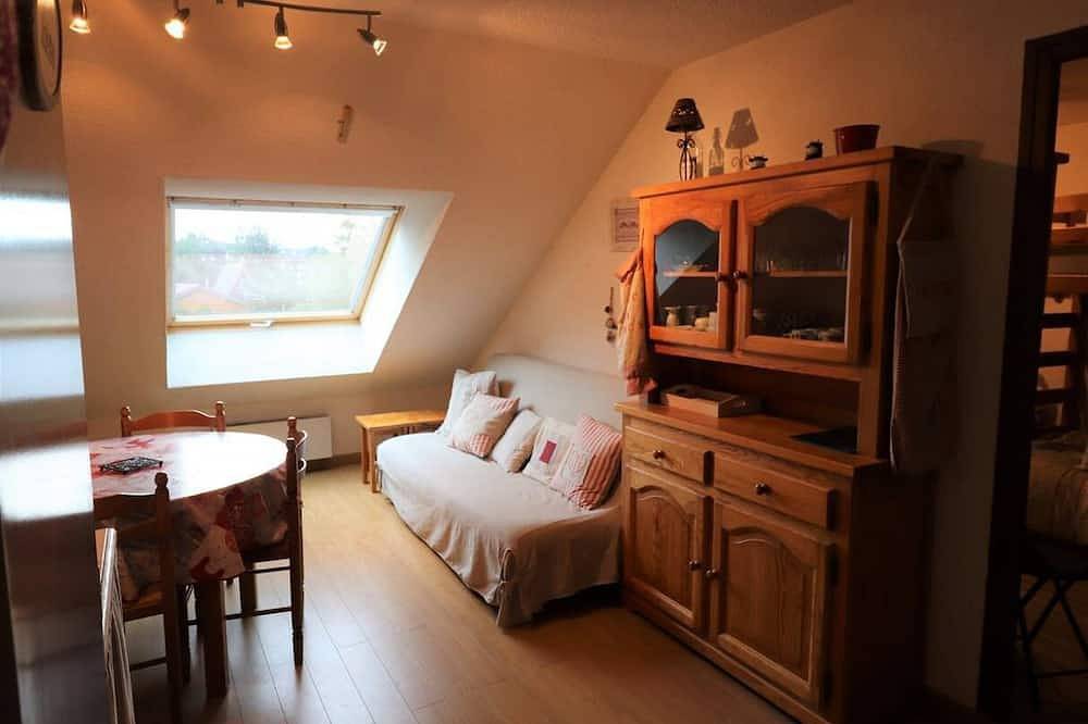 Appartement entier, Metabief - Beausoleil - Montana Appartement 4 Pers -   Appa Bmon1407 in Mouthe-Lac et Mont d’Or, Jura Francais