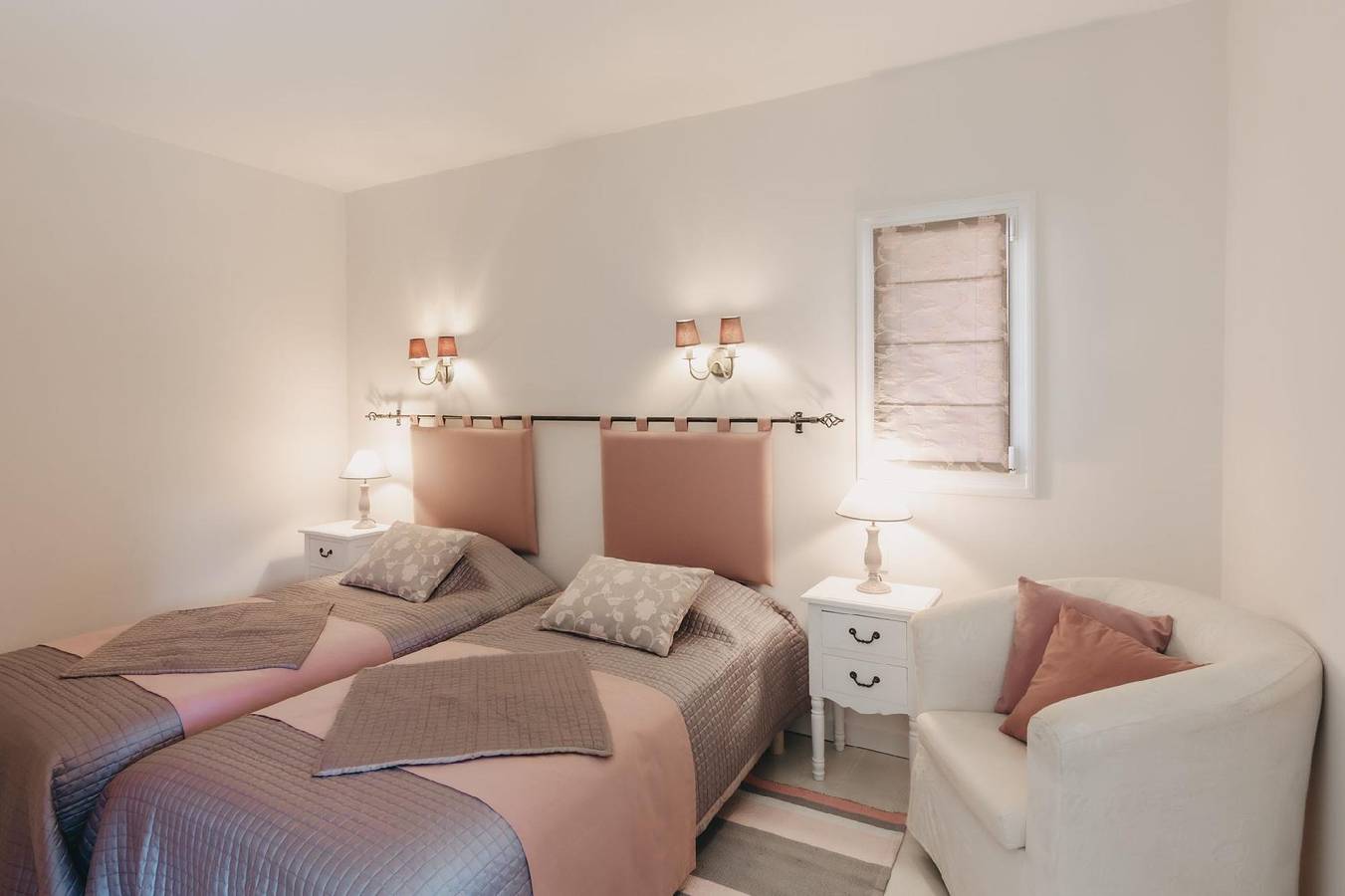 Ganze Ferienwohnung, Exklusives Apartment auf Landgut im Languedoc mit Terrasse, Pool, Wlan in Armissan, Narbonne und Umgebung