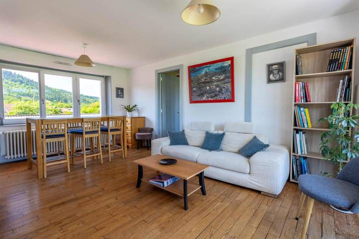 Appartement de vacances pour 7 personnes, avec vue et jardin