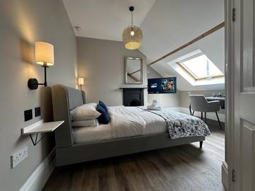 Chambre d’hôte pour 3 personnes, avec jardin et terrasse à Cardiff
