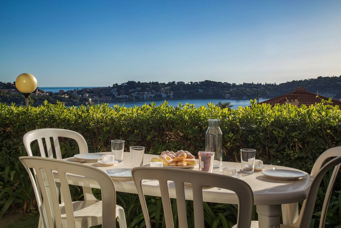 Studio entier, Studio pour 2 personnes avec terrasse in Villefranche-sur-Mer, Côte méditerranéenne (France)