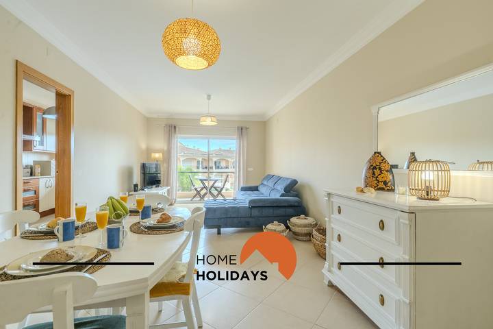 Apartment for 4 people, with garden and children pool in Vilamoura