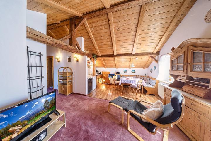 Ferienwohnung für 4 Personen, mit Balkon und Terrasse sowie Ausblick in Wallgau - 3