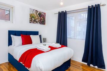 Apartment for 8 People in Bromley, London, Photo 2