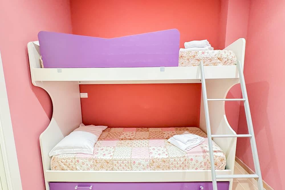Ganze Wohnung, Casa Dolce Casa - Two Bedroom Apartment, Sleeps 4 in Sottomarina, Chioggia