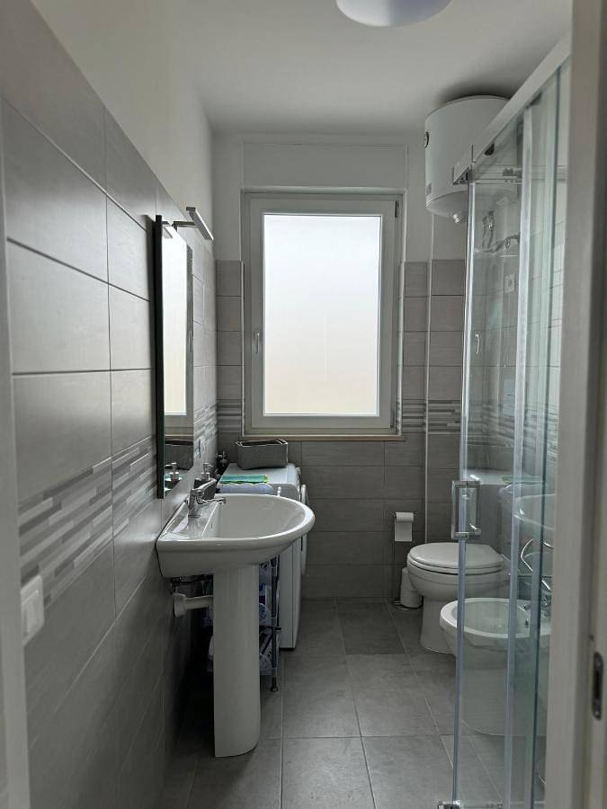 Gîte pour 6 personnes, avec balcon à San Salvo Marina - 4