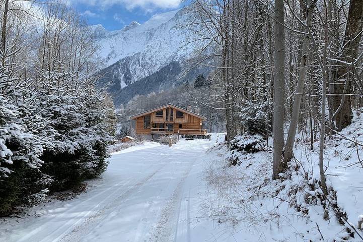 Vakantiewoning voor 14 personen, with sauna and balkon as well as tuin in Les Houches