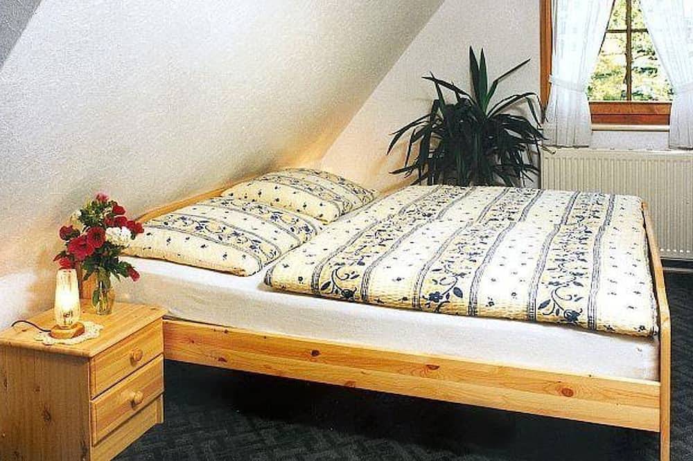 Ganze Wohnung, Große Ferienwohnung im Wohnhaus - Ferienwohnungen Ihle in Altenberg, Mittlere Erzgebirge