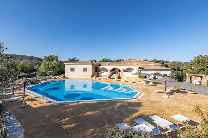 Appartamento vacanze per 4 persone, con balcone e giardino - 1