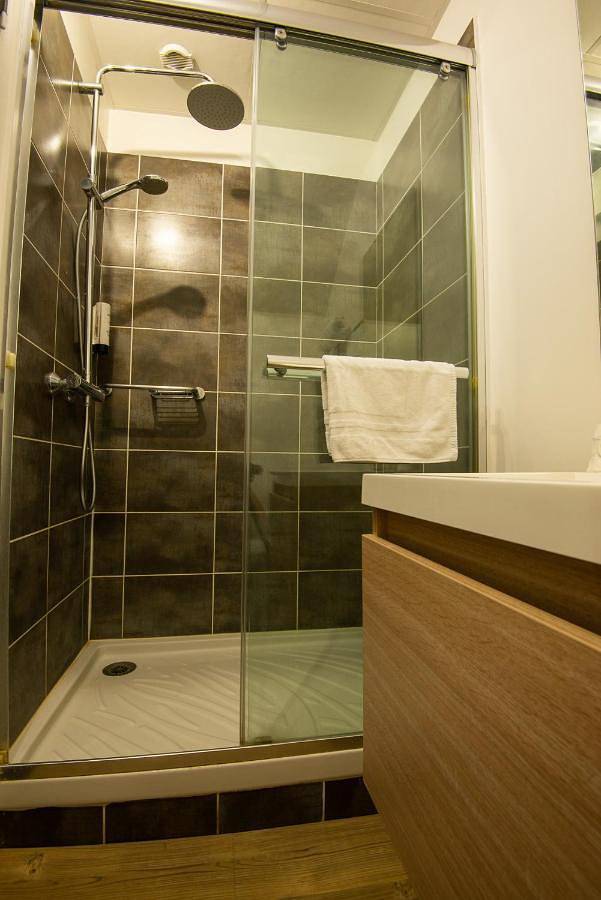 Triple Room in Challes-les-Eaux, Région de Chambéry