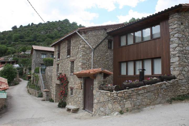 Casa rural para 6 personas, con Balcón además de Terraza y Vistas en Baixa Cerdanya
