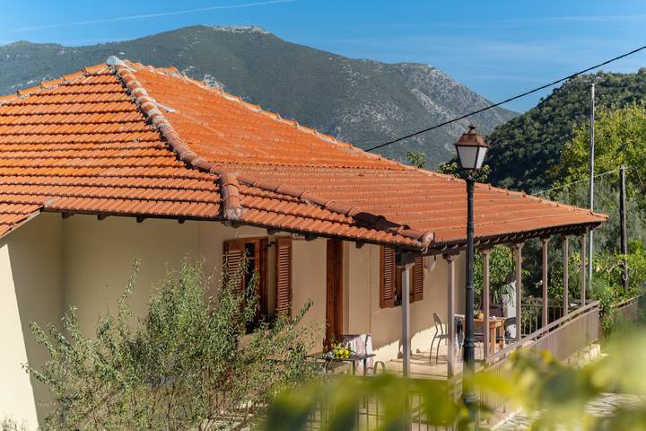 Entire studio, Pet-Friendly Studio "Krinos 4" with Mountain View, Garden & Wi-Fi in Greece