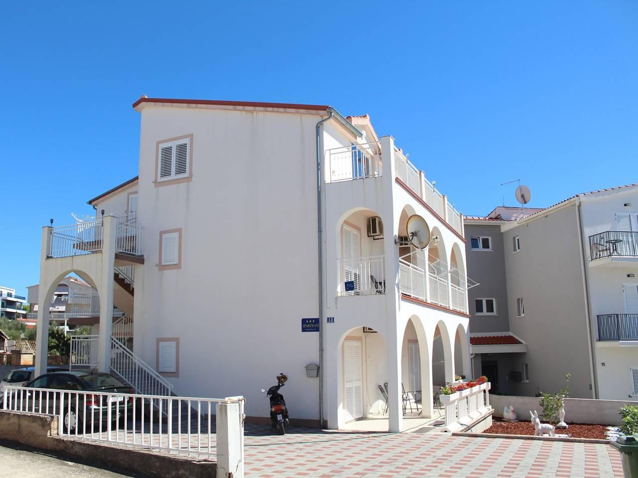 Hel leilighet, Studio Apartment with balcony in Primosten, Šibenik-Knin