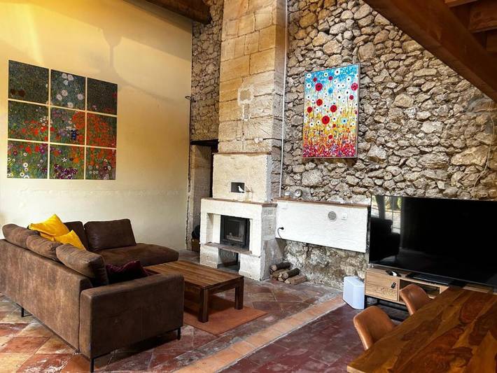 Location de vacances pour 6 personnes, avec jardin ainsi que piscine et vue à Pujols (Gironde) - 2