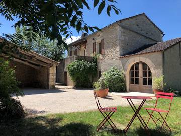 Gîte pour 6 personnes, avec jardin et terrasse, animaux acceptés à Cieurac