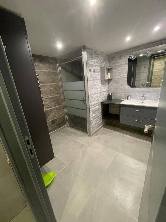 Gîte pour 6 personnes, avec terrasse à La Chaussée-Saint-Victor - 3