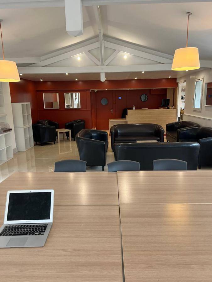 Budget Hotel Melun Sud - Dammarie Les Lys in Dammarie-les-Lys, Seine-et-Marne