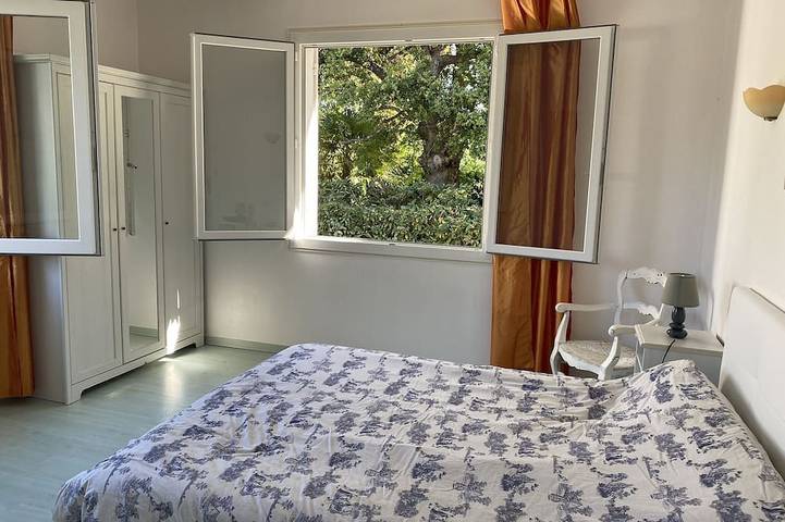 Villa 300 m beach shops quiet linen included suitable for all ages in Vaux-sur-Mer, Côte de Beauté