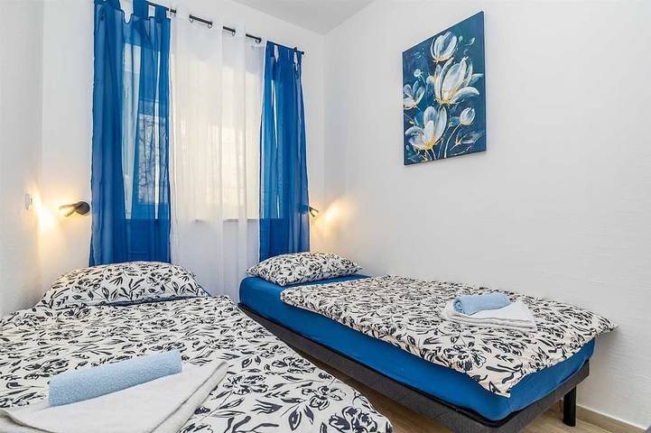 Entire apartment, Apartment Stara Baška near the sea in Punat, Krk
