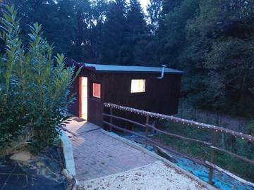 Maison de campagne pour 4 personnes, avec terrasse et vue dans Lustin