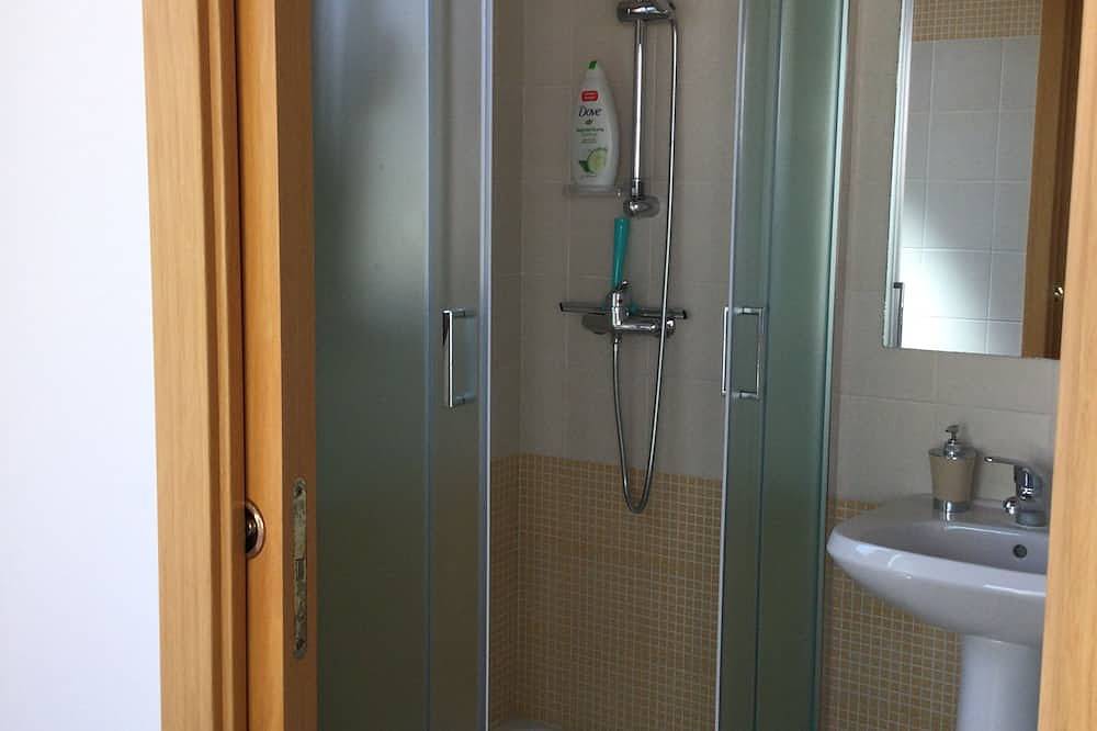 Entire apartment, Attic, stylishly furnished, large terrace and sea view, 5 min. to the beach. in Pozzallo, Ragusa Province