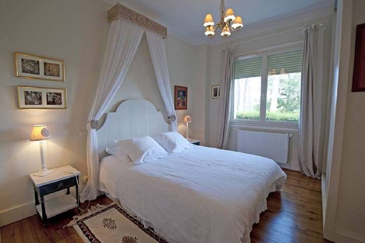 Gîte pour 7 personnes, avec jardin, animaux acceptés à Verteuil-d'Agenais
