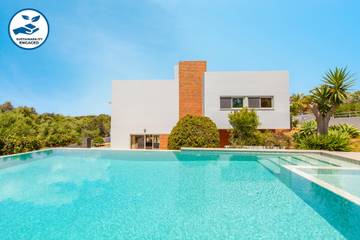 Location de vacances pour 10 personnes, avec jardin et terrasse à Alvor