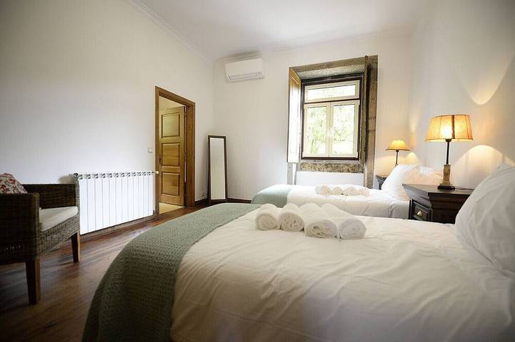 Location de vacances pour 8 personnes, avec jardin et balcon dans Moreira do Lima - 4