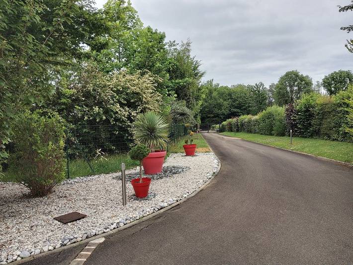 Chambre d’hôte pour 9 personnes, avec jardin et piscine dans la Sarthe - 4