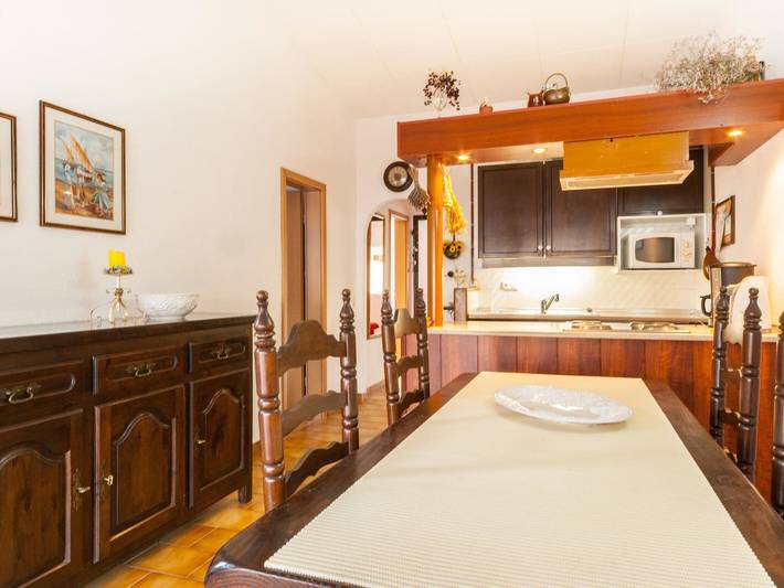 Location de vacances pour 4 personnes, avec piscine ainsi que terrasse et jardin, animaux acceptés à Castelló d'Empúries - 3