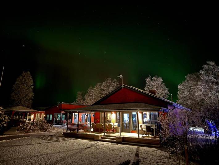 Ferienpark für 4 Personen, mit Garten und Ausblick sowie Seeblick und Sauna - 1